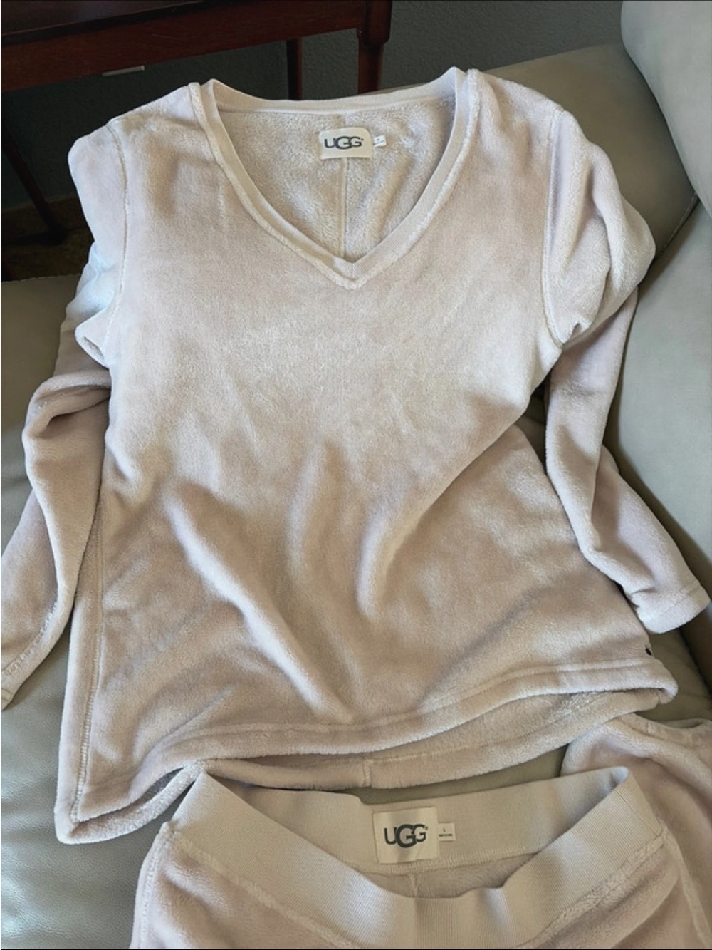 UGG Women's Cream V-Neck Sweater and pants set
